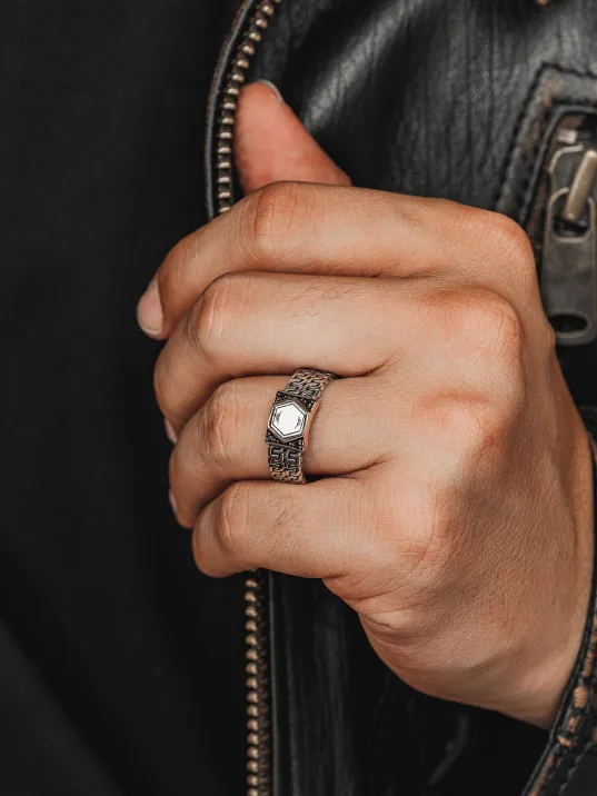 Erkek Gümüş Yüzük - Harf Yazılabilir Zirkon Taşlı Model 2 Erkek Yüzük