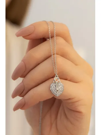 Kadın Gümüş Kolye - Zirkon Taşlı Kalp Kilit Model Gümüş Kadın Kolye