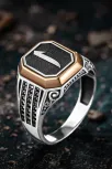 Erkek Gümüş Yüzük - Üç Sıra Zirkon Taşlı Elif İşlemeli Erkek Yüzük Erkek Gümüş Yüzük - Üç Sıra Zirkon Taşlı Elif İşlemeli Erkek Yüzük