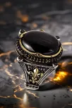 Erkek Siyah Oniks Taşlı Zirkon Taş Süslemeli Zambak Motifli 925 Ayar Gümüş Yüzük