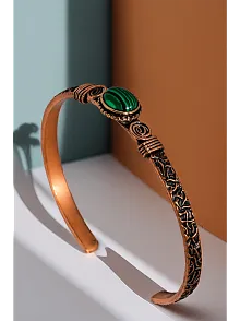 Kadın Bakır Bileklik - Yeşil Malakit Taşlı Otantik Model Yanı Desenli Bakır Bilezik
