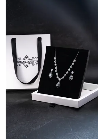 Kadın Bijuteri Kolye Küpe Set - Miranda Model Zirkon Taşlı Damla Motifli Zarif Su Yolu Set