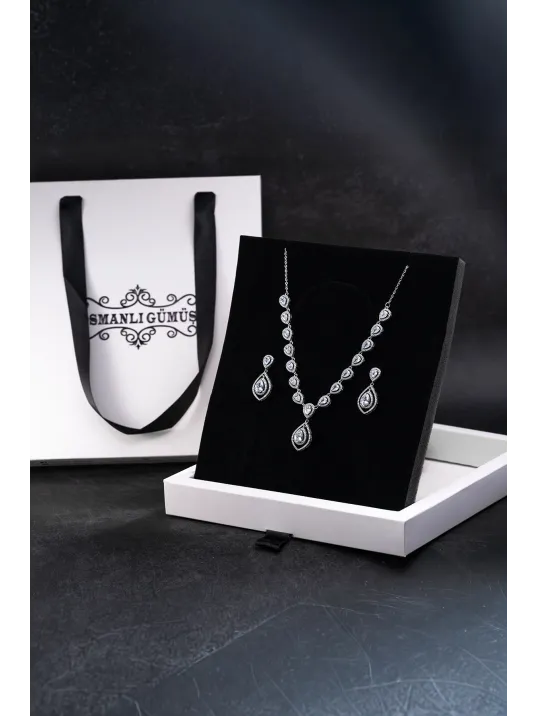 Kadın Bijuteri Kolye Küpe Set - Miranda Model Zirkon Taşlı Damla Motifli Zarif Su Yolu Set