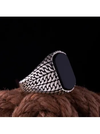 Erkek Gümüş Yüzük Hasır Örme Desenli Siyah Oniks Taşlı Erkek Gümüş Yüzük