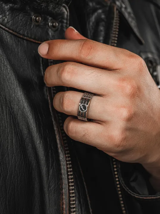 Erkek Gümüş Yüzük - Kral Zincirli Zirkon Taşlı Zülfikar Kılıcı İşlemeli Erkek Yüzük