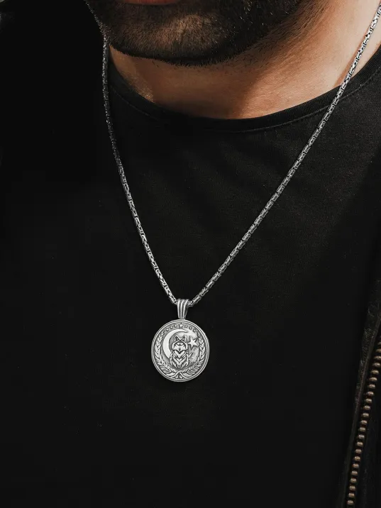 Erkek Gümüş Kolye - Bozkurt Ay Yıldız İşlemeli Kral Zincirli Erkek Kolye Erkek Gümüş Kolye - Bozkurt Ay Yıldız İşlemeli Kral Zincirli Erkek Kolye