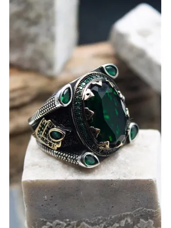 Yeşil Zirkon Taşlı Yanı Zirkon Taşlı İşlemeli Erkek Gümüş Yüzük GYZYZKEND01-YSL