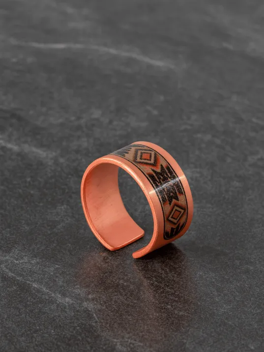 Kadın Bakır Bileklik Yüzük Set - Lulu Model Özel Baskı Metal Kutu Ve Kuvars Taşı Kadın Bakır Bileklik Yüzük Set - Lulu Model Özel Baskı Metal Kutu Ve Kuvars Taşı