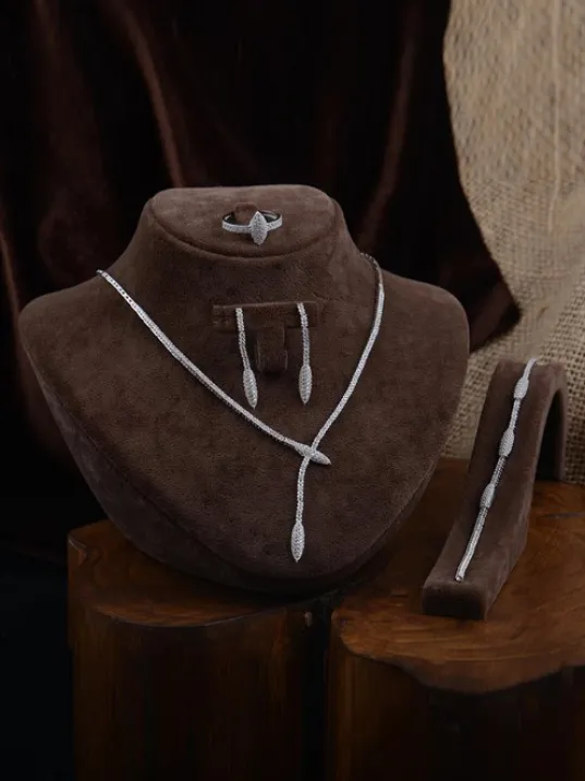 Elika Bayan Zirkon Taşlı Gümüş Su Yolu Set - Kolye, Bileklik, Küpe, Yüzük