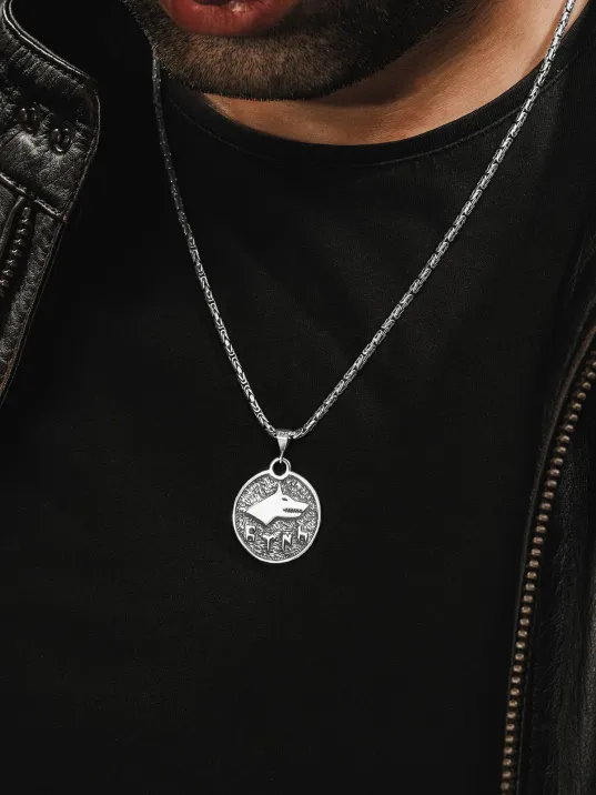 Erkek Gümüş Kolye - Göktürkçe Türk Yazılı Bozkurt İşlemeli Kral Zincirli Erkek Kolye Erkek Gümüş Kolye - Göktürkçe Türk Yazılı Bozkurt İşlemeli Kral Zincirli Erkek Kolye