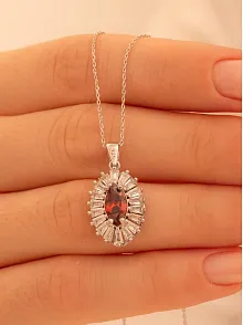 Kadın Gümüş Kolye - Damla Model Yakut Taşlı Baget Süslemeli Rodyumlu Kadın Kolye