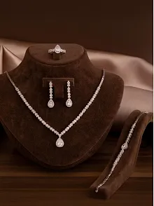 Kadın Gümüş Takı Seti - Aylin Damla Model Zirkon Taşlı Kolye, Bileklik, Yüzük, Küpe Tam Set