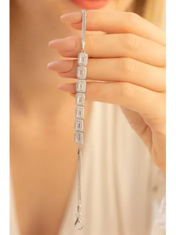 Kadın Gümüş Bileklik - 7 Baget Taşlı Gümüş Bileklik