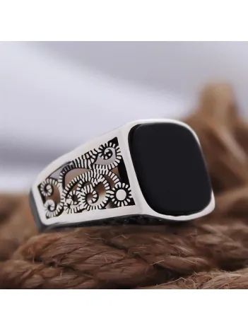 Siyah Oniks Taşlı Sarmaşık Desen İşlemeli Özel Seri Erkek Gümüş Yüzük