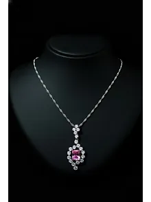 Kadın Gümüş Kolye - Bella Model Kare Pembe Zirkon Taşlı Kolye