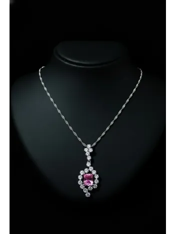 Kadın Gümüş Kolye - Bella Model Kare Pembe Zirkon Taşlı Kolye