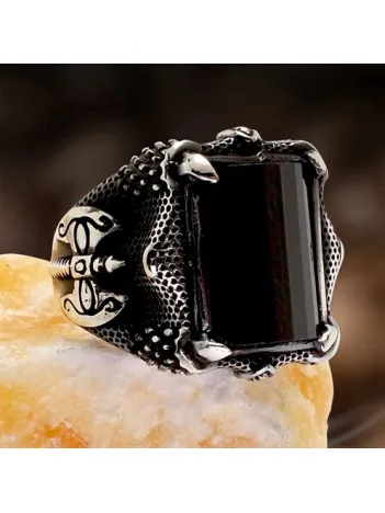 Oniks Taşlı Balta Detaylı Erkek Gümüş Yüzük