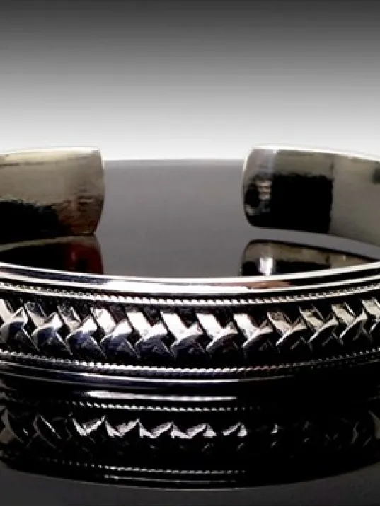 Erkek Gümüş Bileklik -Otantik Tasarım Erkek Gümüş Kelepçe Bileklik Erkek Gümüş Bileklik -Otantik Tasarım Erkek Gümüş Kelepçe Bileklik