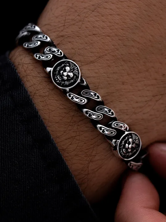 Erkek Gümüş Bileklik - Aslan Motifli Oksitli Gurmet Zinciri Gümüş Bileklik Erkek Gümüş Bileklik - Aslan Motifli Oksitli Gurmet Zinciri Gümüş Bileklik