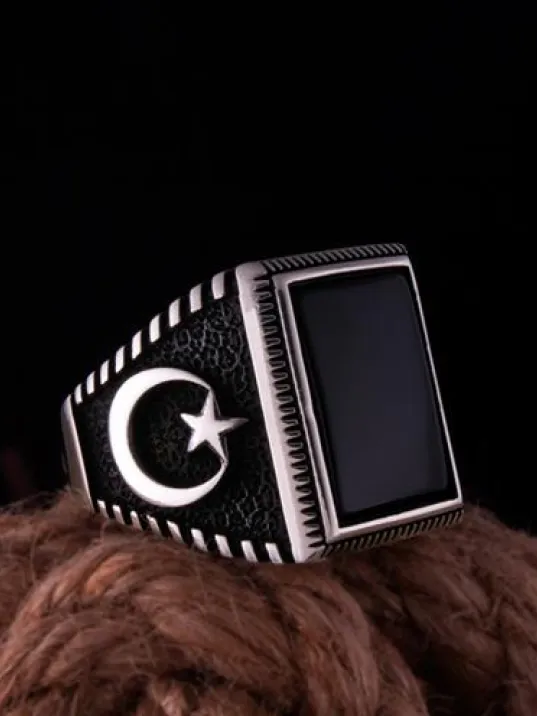 Erkek Gümüş Yüzük Ay Yıldız İşlemeli Siyah Oniks Taşlı Model2 Erkek Gümüş Yüzük