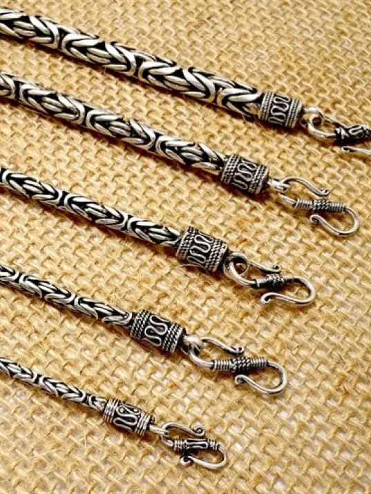 Kancalı Kral Zincir Gümüş Erkek Bileklik Künye İtalyan Model Kancalı Kral Zincir Gümüş Erkek Bileklik Künye İtalyan Model