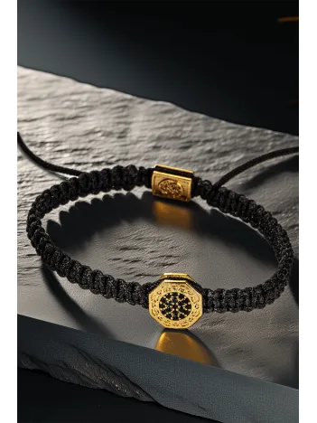 Sekizgen Taşlı Altın Detay Makrome Erkek Bileklik – Ayarlanabilir Siyah El Yapımı Model