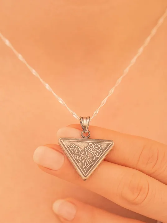 Gümüş Cevşen Muska Kadın Kolye Zincir Çiçek Motifli