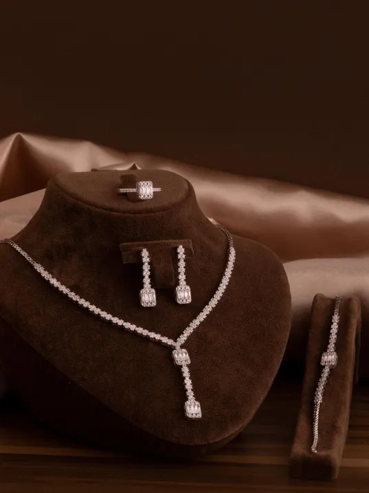 Kadın Gümüş Takı Seti - Ayfer Baget Taşlı Kare Model Kolye, Bileklik, Yüzük, Küpe Tam Set