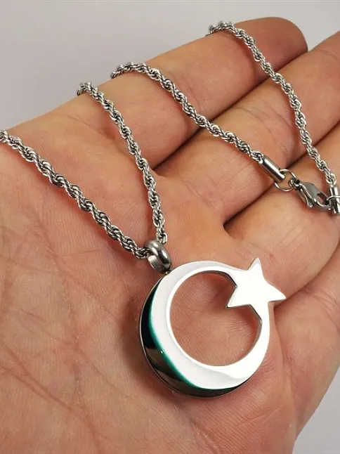 Çelik Ayyıldız Bayrak Erkek Kolye Zincir Orta Boy Lüks Model Çelik Ayyıldız Bayrak Erkek Kolye Zincir Orta Boy Lüks Model