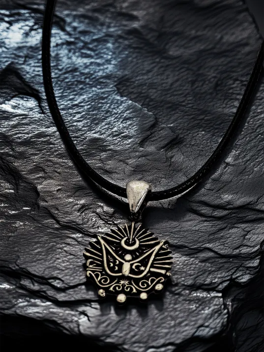 Erkek Gümüş Kolye Ucu - Osmanlı Arması Oksitli Model Deri Kolyeli 925 Ayar Gümüş Erkek Gümüş Kolye Ucu - Osmanlı Arması Oksitli Model Deri Kolyeli 925 Ayar Gümüş