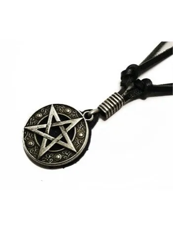 Pentagram Yıldız Erkek Deri Kolye