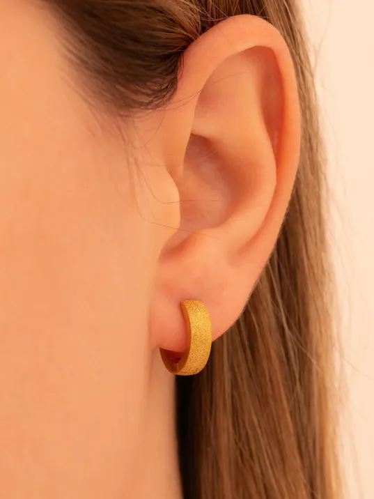 Kadın Çelik Küpe - 22 Ayar Altın Kaplama Kalem Matlı Kadın Halka Küpe