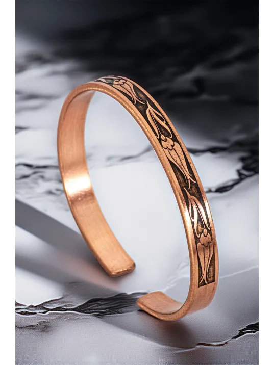 Kadın Bakır Bileklik - İnce Üstü Çiçek İşlemeli Bakır Bilezik Metal Kutu Ve Kuvars Taşlar