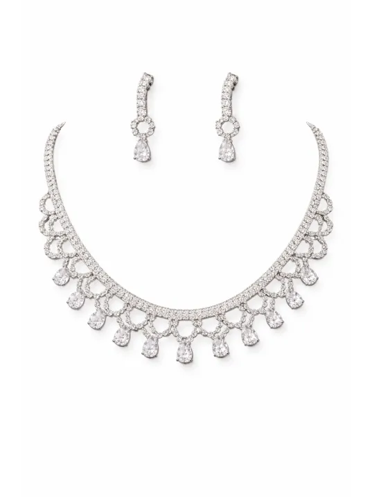 Kadın Bijuteri Kolye Küpe Set - Riley Model Baget ve Zirkon Taşlı Zarif Su Yolu Set Kadın Bijuteri Kolye Küpe Set - Riley Model Baget ve Zirkon Taşlı Zarif Su Yolu Set