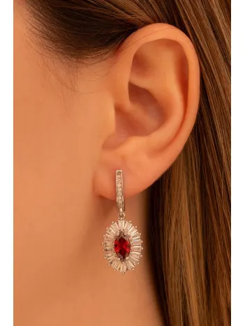 Kadın Gümüş Küpe - Damla Model Yakut Taşlı Baget Süslemeli Rodyumlu Kadın Küpe