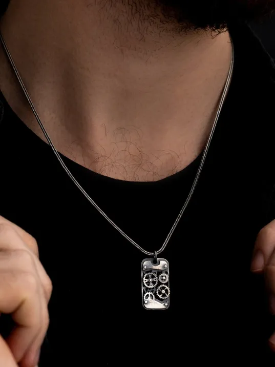 Erkek Gümüş Kolye - Oksitli Model Makina Mühendislerine Dişli Çarklı Mekanizma Gümüş Kolye