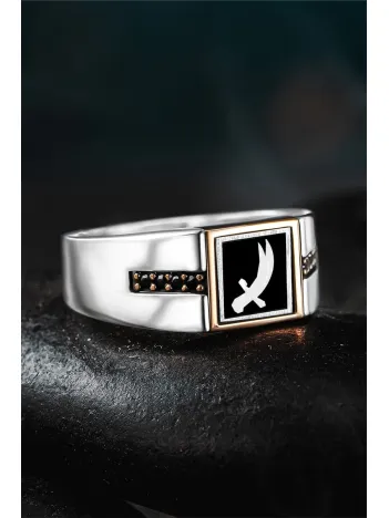 Erkek Gümüş Yüzük - Zülfikar Kılıcı İşlemeli Zirkon Taşlı Erkek Yüzük Erkek Gümüş Yüzük - Zülfikar Kılıcı İşlemeli Zirkon Taşlı Erkek Yüzük