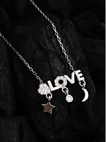Kadın Gümüş Kolye - Sevgililer Günü - Hediye - Zirkon Taşlı Love Yazılı Kalp Motifli Kadın Kolye