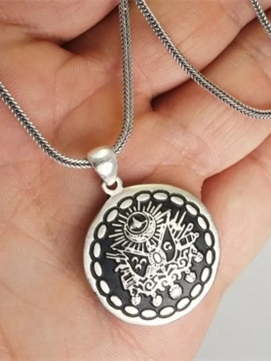 Osmanlı Arması Erkek Gümüş Kolye Zincir Orta Boy Osmanlı Arması Erkek Gümüş Kolye Zincir Orta Boy