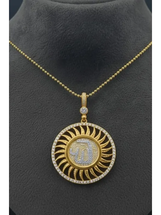 Kadın Gümüş Kolye - Yuvarlak Model Allah Yazılı 22 Ayar Altın Kaplama Zirkon Taşlı Gümüş Kolye