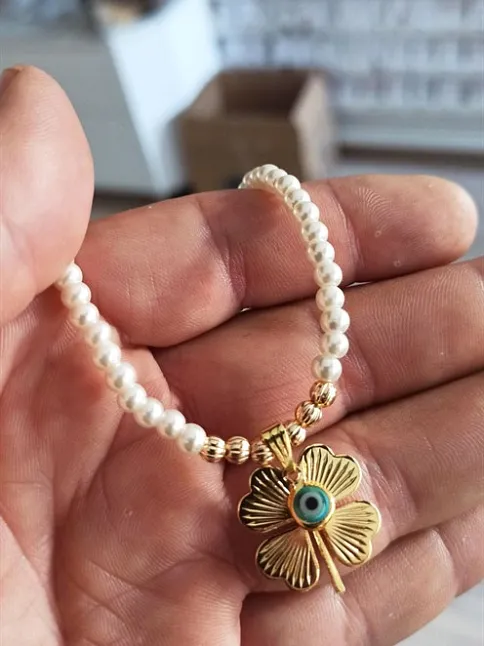 Gold Kaplama Altın Renk İnci Taşlı Nazar Boncuklu Yonca Bijuteri Zincirli Kolye