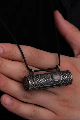 Erkek Gümüş Kolye - Cevşen Osmanlı Tuğralı İri Boy Gümüş Muska Kolye