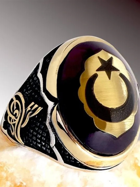 Ay Yıldız ve Tuğra İşlemeli Sıkma Tehribar Taşlı Gümüş Erkek Yüzük