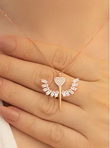 Kadın Gümüş Kolye - Zirkon Taşlı Rose Kalpli Mikailin Kılıcı Model 2 Kadın Gümüş Kolye