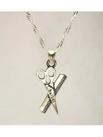 Kuaförlere Özel Makas Tarak Figürlü Bayan Gümüş Kolye Kuaförlere Özel Makas Tarak Figürlü Bayan Gümüş Kolye