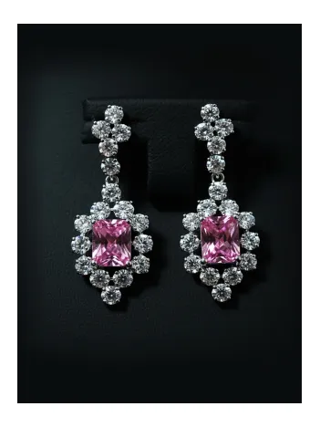 Kadın Gümüş Küpe - Bella Model Kare Pembe Zirkon Taşlı Küpe