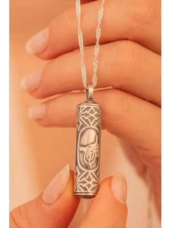 Kadın Muska Cevşen Haznesi - Tuğralı Silindir Yuvarlak Gümüş Muska Haznesi