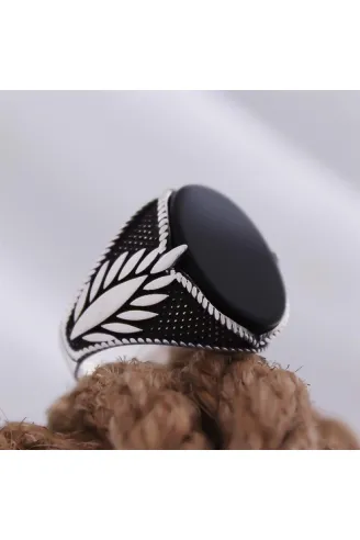 Oval Siyah Oniks Taşlı Yanı İşlemeli Özel Seri Erkek Gümüş Yüzük