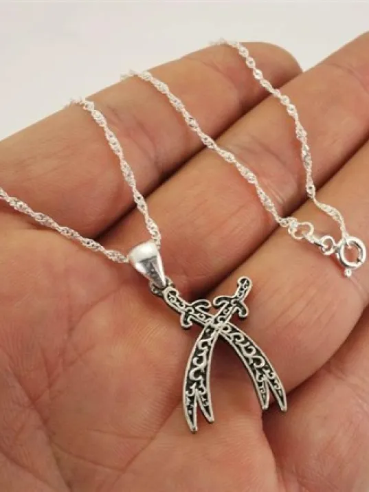 Çift Zülfikarlı Bayan Gümüş Kolye Çift Zülfikarlı Bayan Gümüş Kolye