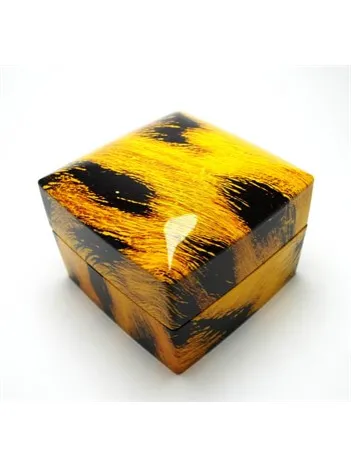 IŞIKLI PIRLANTA ALTIN TEKTAŞ YÜZÜK KUTUSU LEOPAR DESENLİ